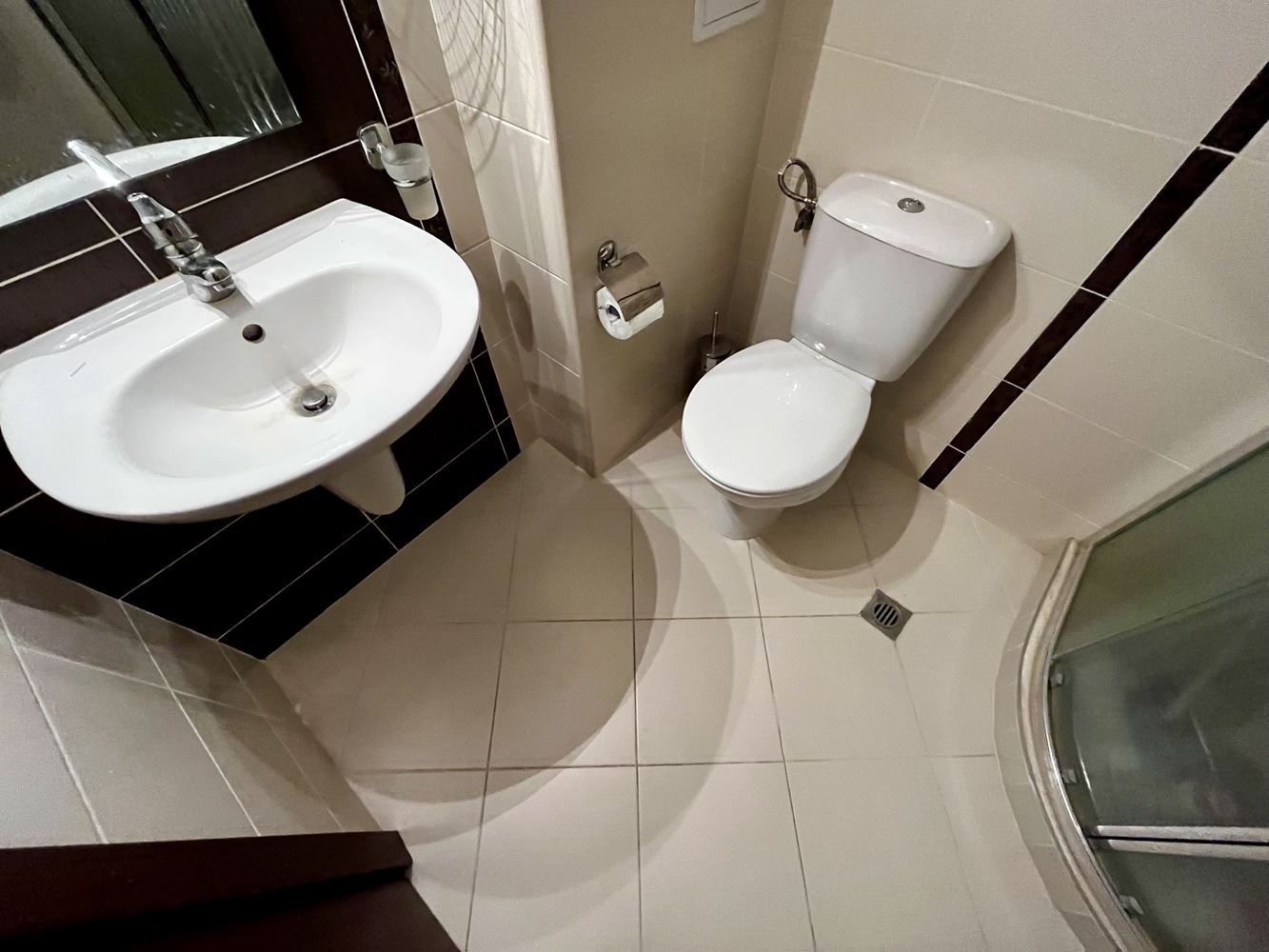 Morski komfort i spokój w pobliżu Nesebyru! Umeblowany apartament z jedną sypialnią z widokiem na basen w luksusowym zamkniętym kompleksie