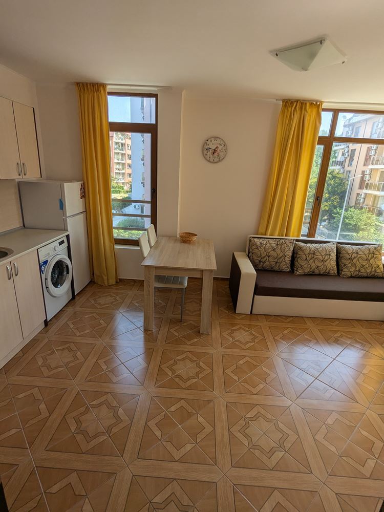 Przytulny apartament z jedną sypialnią w Słonecznym Brzegu – komfort, udogodnienia i doskonała lokalizacja
