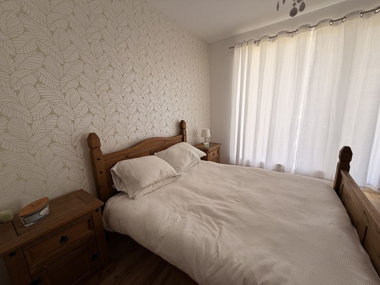 Mieszkanie z dwiema sypialniami i panoramicznym tarasem na obrzeżach Sunny Beach – komfort, spokój i styl