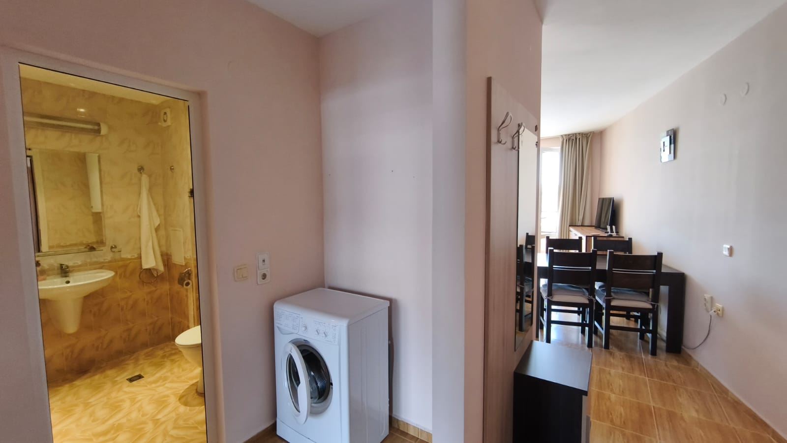 Przestronny apartament z dwiema sypialniami i widokiem na morze w Sveti Vlas, 200 metrów od plaży