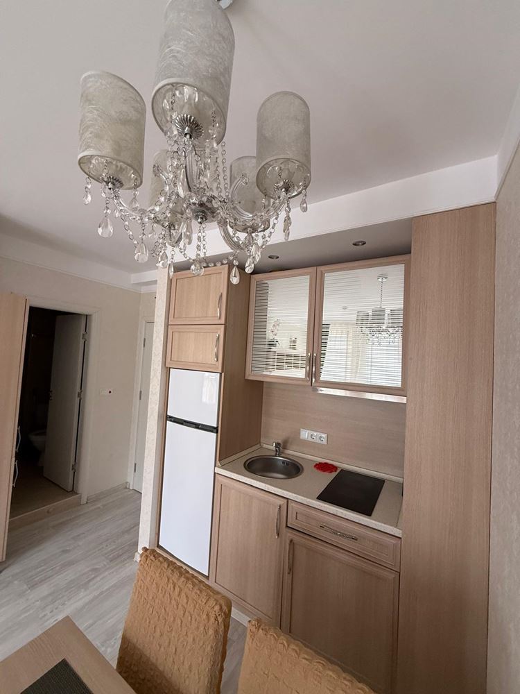 Apartament z jedną sypialnią w luksusowym kompleksie w Słonecznym Brzegu z imponującymi basenami i strefami wypoczynku