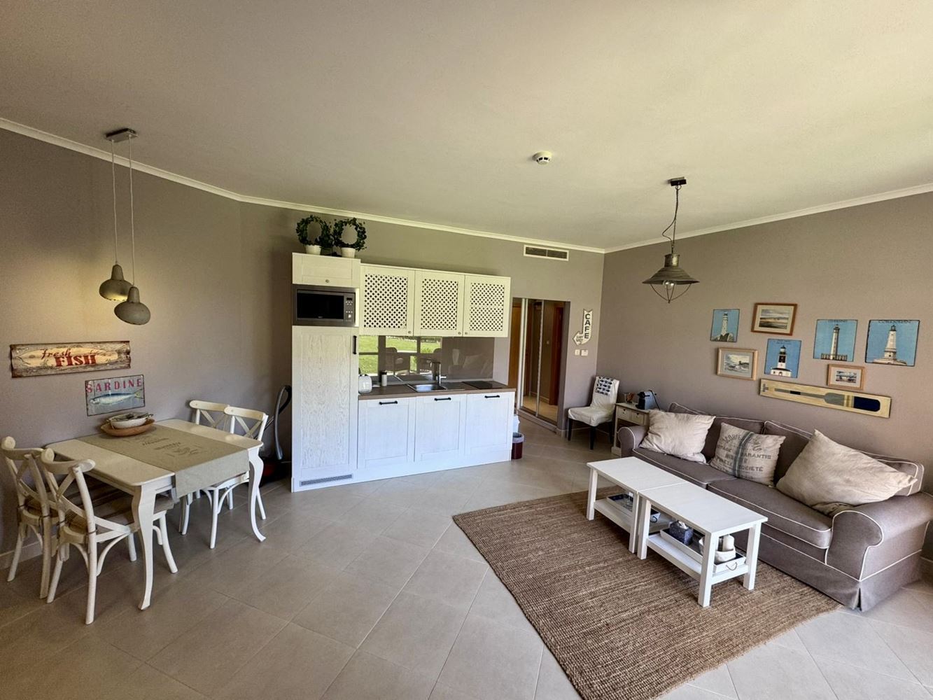  Luksusowe mieszkanie z jedną sypialnią w prestiżowym kompleksie pierwszej linii – komfort, styl i nieskończone udogodnienia