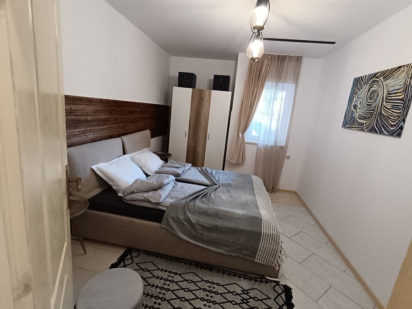 Pierwsza linia brzegowa w Nesebyrze – apartament z jedną sypialnią z bezpośrednim widokiem na morze, gotowy do zamieszkania
