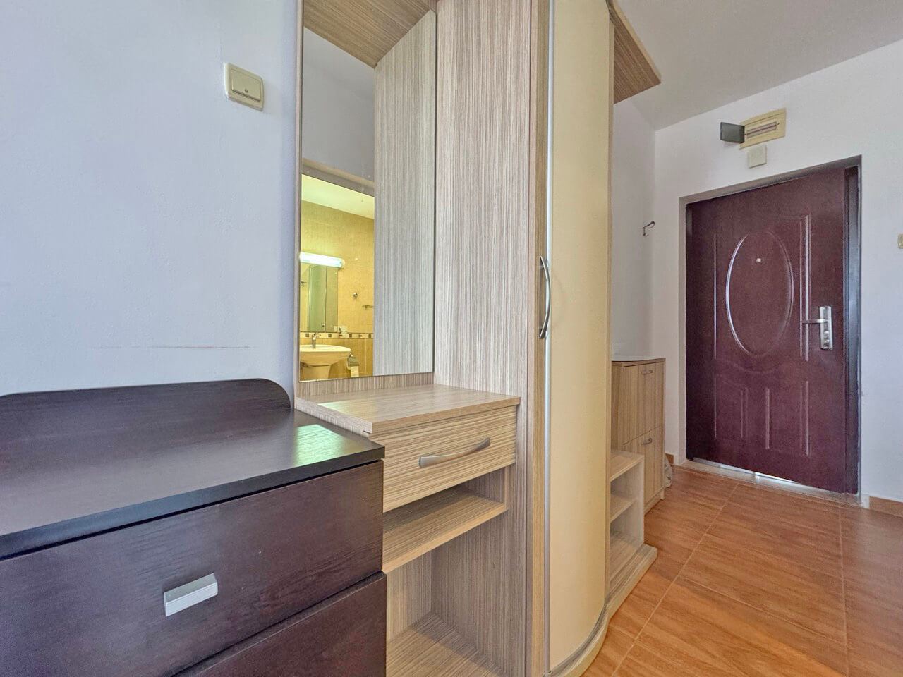 Przytulność i funkcjonalność – mieszkanie z jedną sypialnią w kompleksie w Sunny Beach