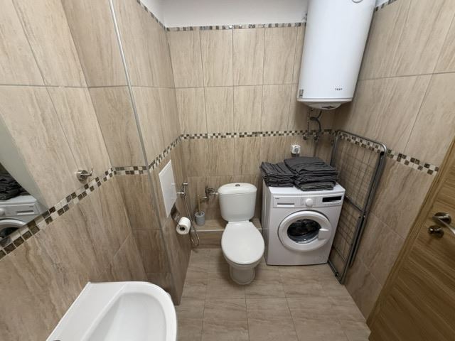 Przestronny apartament z dwiema sypialniami i panoramą morza w nowym kompleksie – spokój w otoczeniu natury