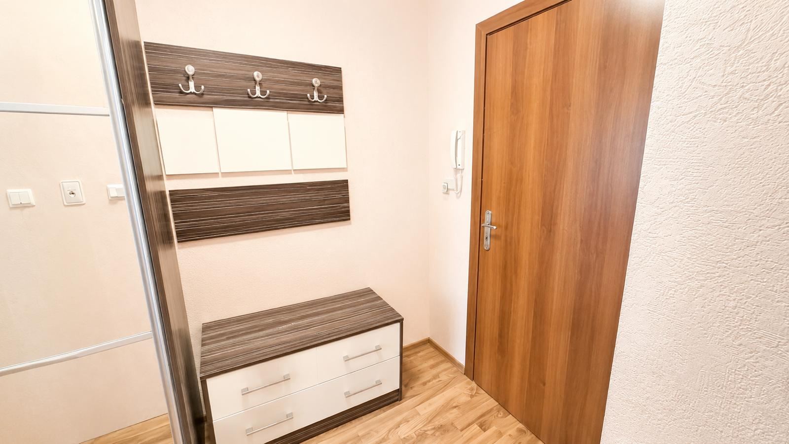 Przestronne studio w Świętym Własie – w pełni umeblowane, z Aktem 16 i doskonałą lokalizacją