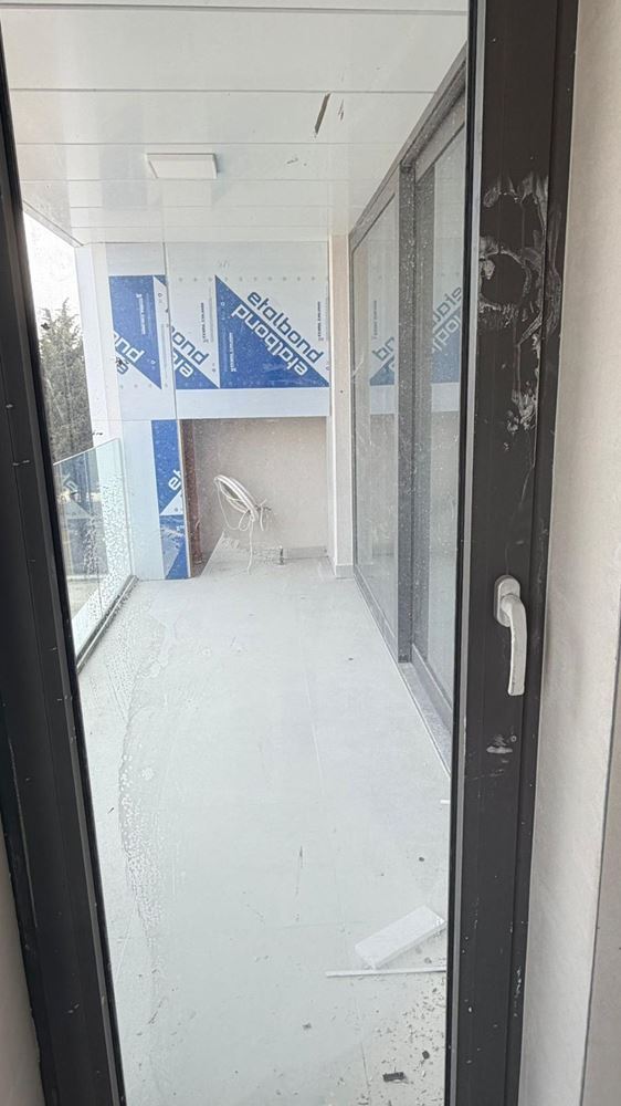 Mieszkanie z jedną sypialnią z bezpośrednim panoramicznym widokiem na morze w Rawdzie – najwyższy komfort i spektakularne widoki z każdego pokoju