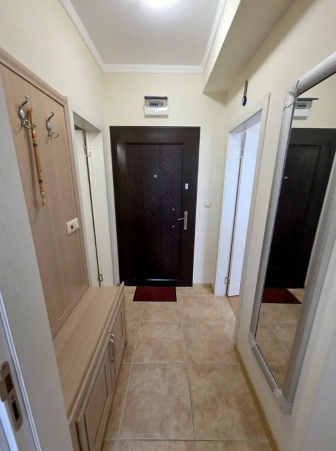 Przestronny apartament z jedną sypialnią w spokojnym kompleksie nad morzem w Rawdzie