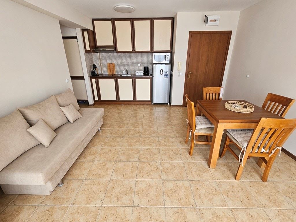 Apartament z jedną sypialnią z panoramicznymi widokami i doskonałą lokalizacją w Słonecznym Brzegu