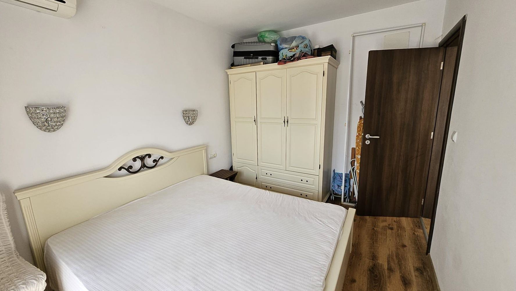 Apartament z jedną sypialnią w Nesebyrze z wyposażeniem i doskonałymi udogodnieniami w kompleksie