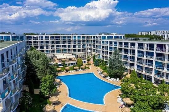 Umeblowane studio w kompleksie z basenem i spa w Sarafowie – 200 metrów od plaży