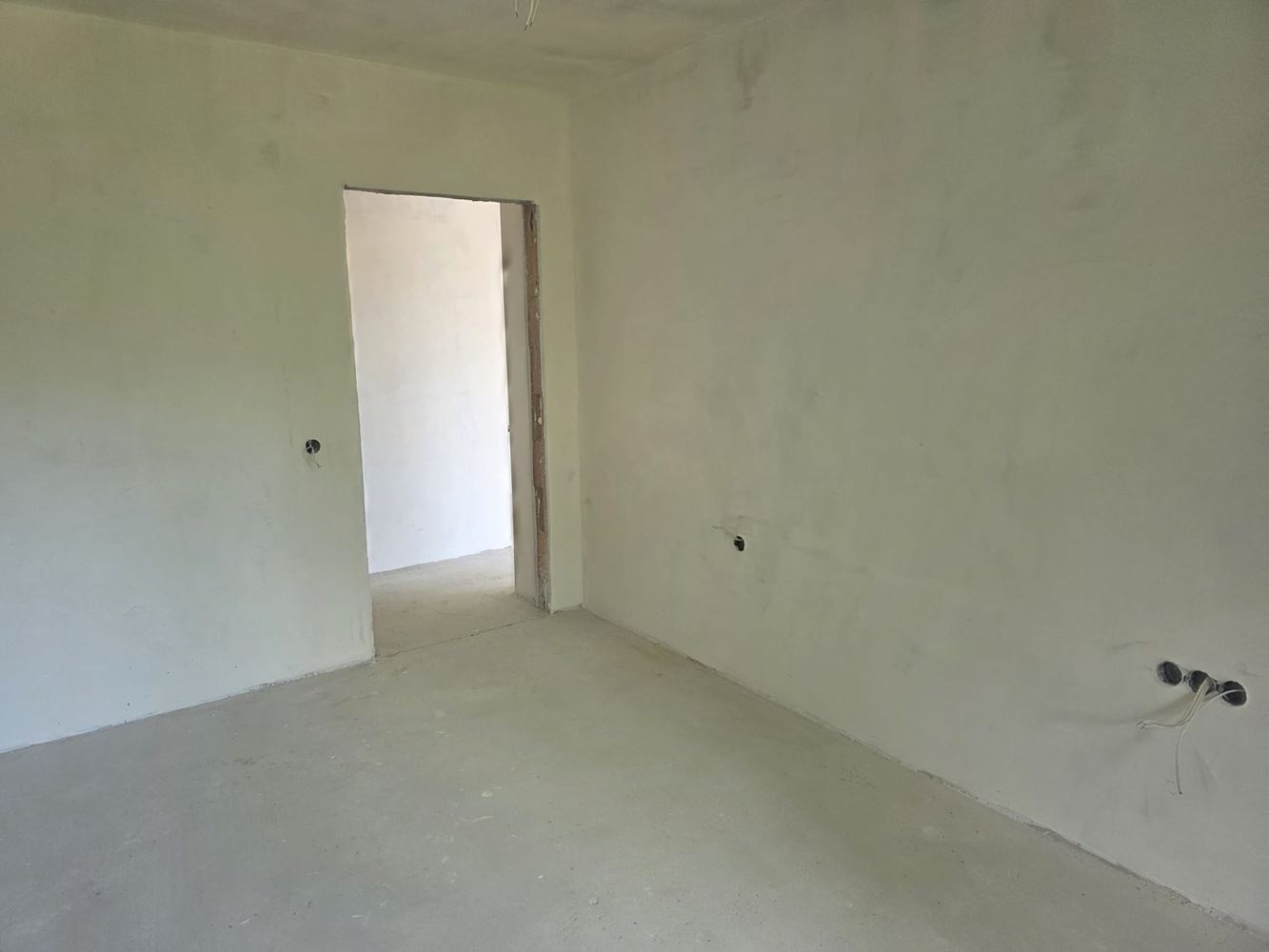 Przestronny apartament z dwiema sypialniami i widokiem na morze w kompleksie niedaleko Sozopolu – komfort, natura i cisza w jednym