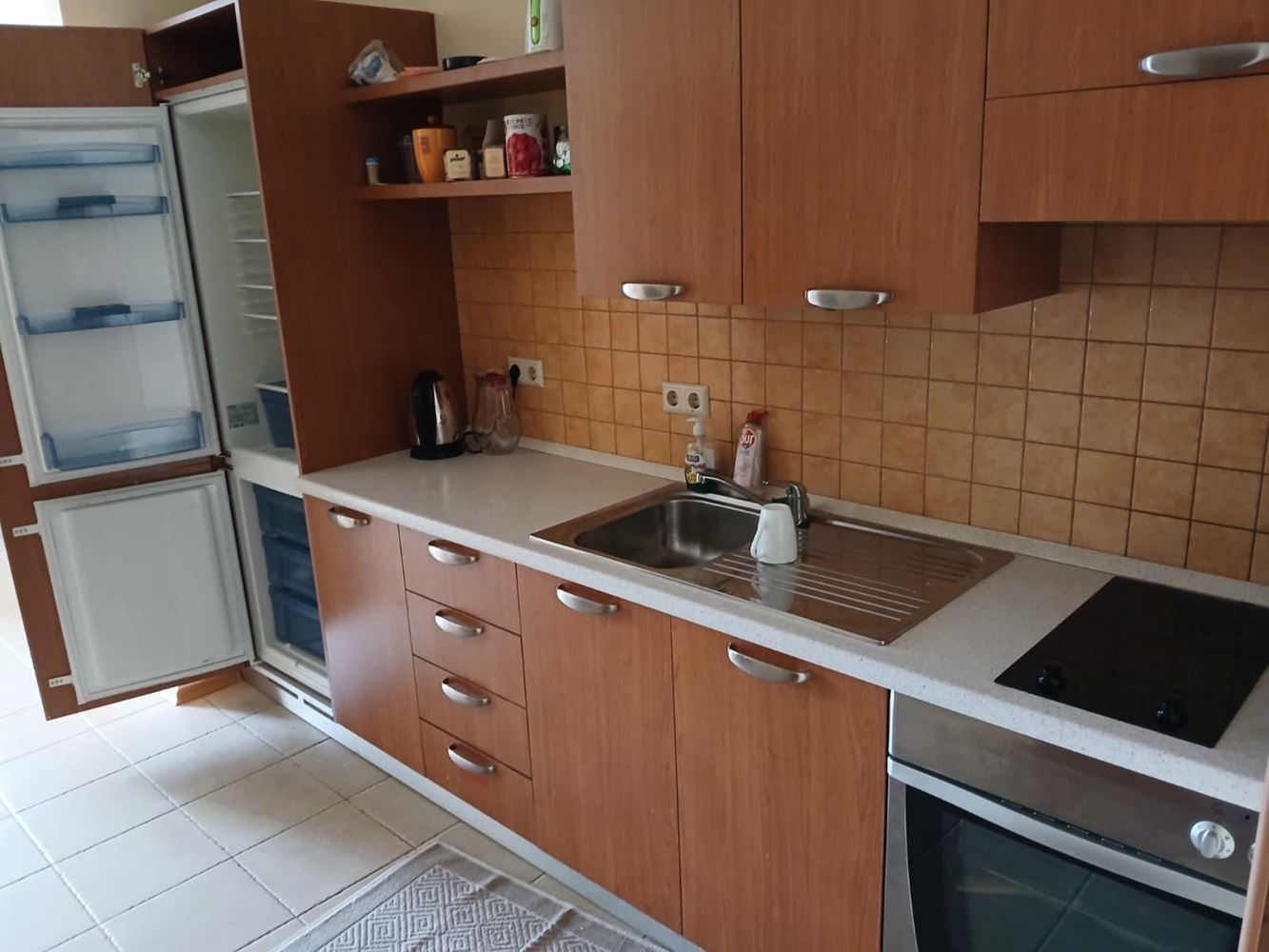 Atrakcyjny apartament z jedną sypialnią przy samej plaży w Pomorie – komfort, baseny i strefa SPA