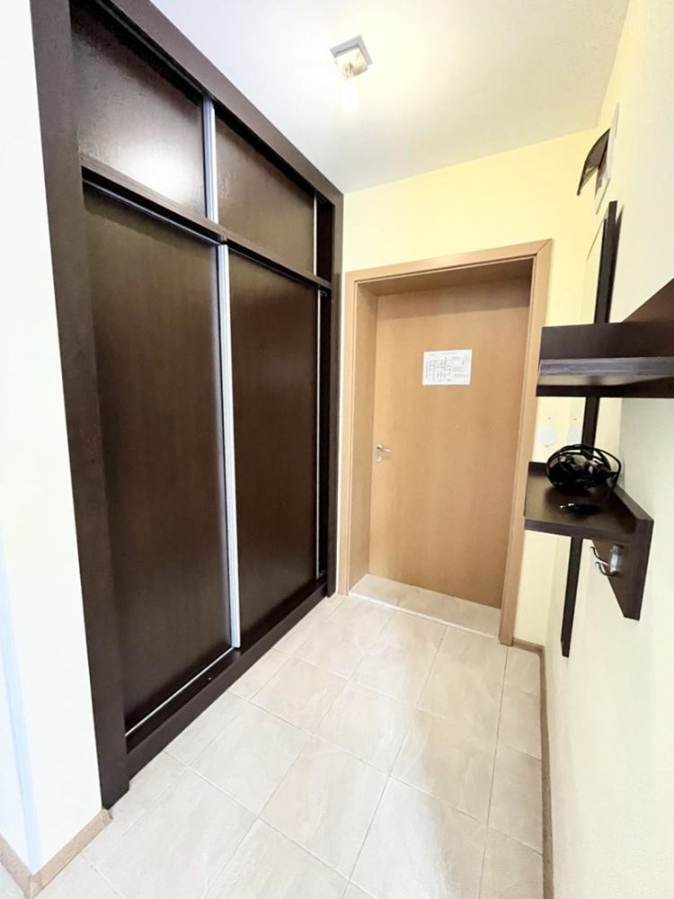 Przestronny apartament z jedną sypialnią i widokiem na basen w doskonale utrzymanym kompleksie w Pomorie