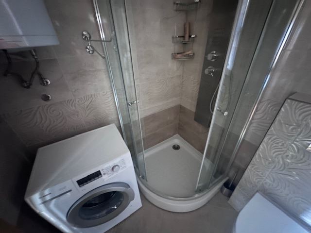 Penthouse z panoramicznym widokiem na morze i prywatnym dostępem do plaży w Sveti Vlas