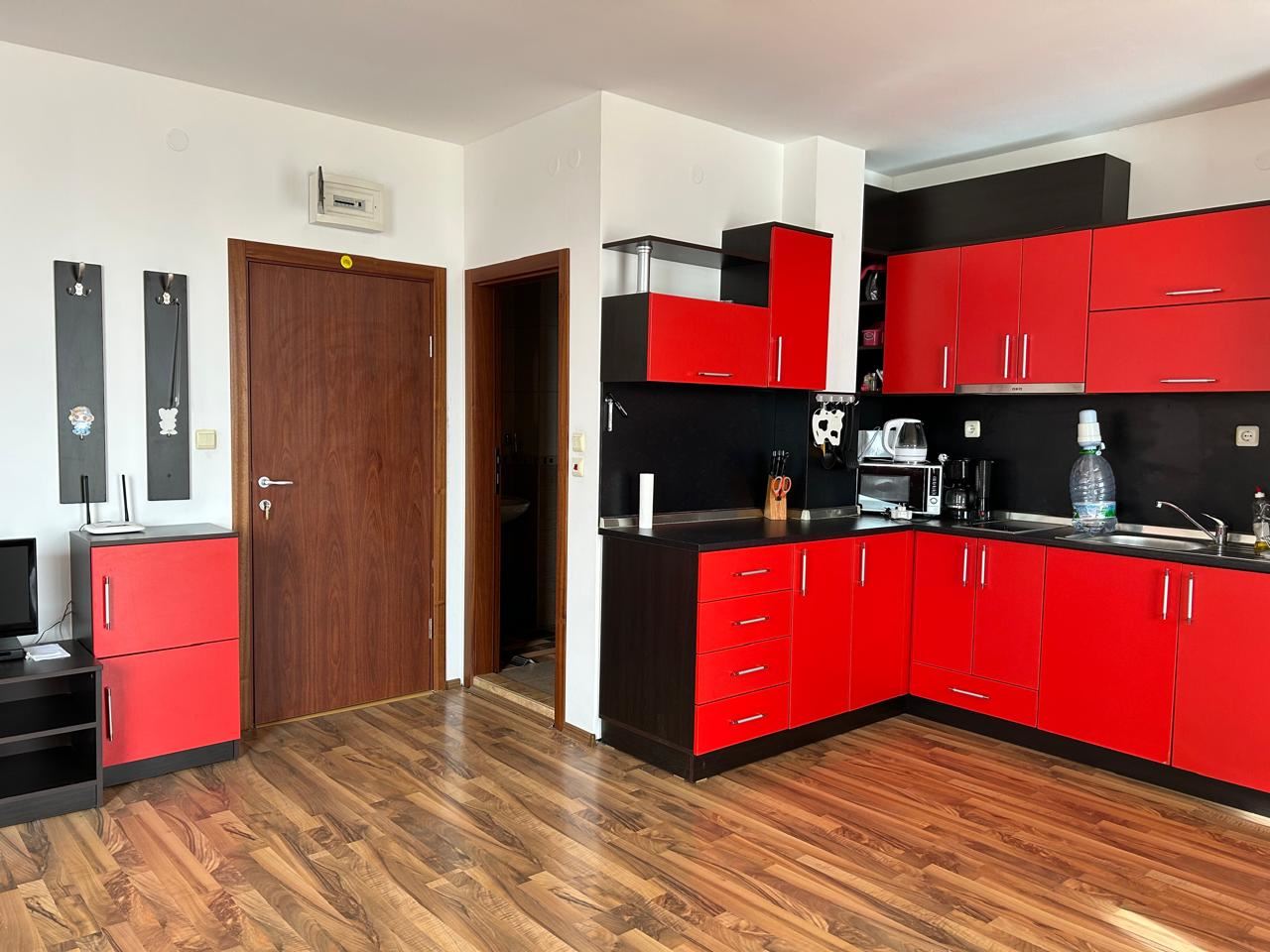 Przestronny apartament z dwiema sypialniami i panoramicznym widokiem na morze w Sveti Vlas