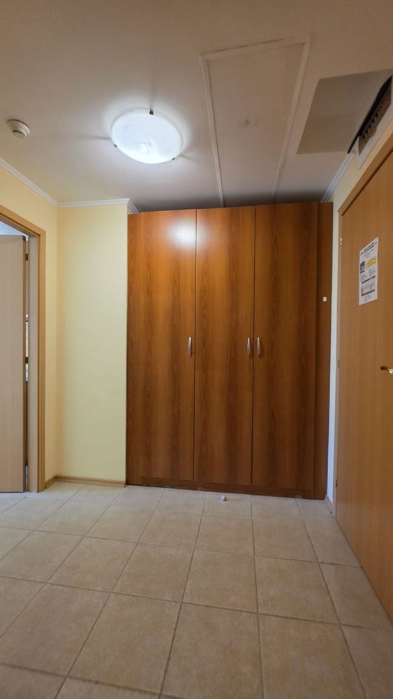 Przestronne mieszkanie z jedną sypialnią w pierwszej linii brzegowej nad morzem w Pomorie