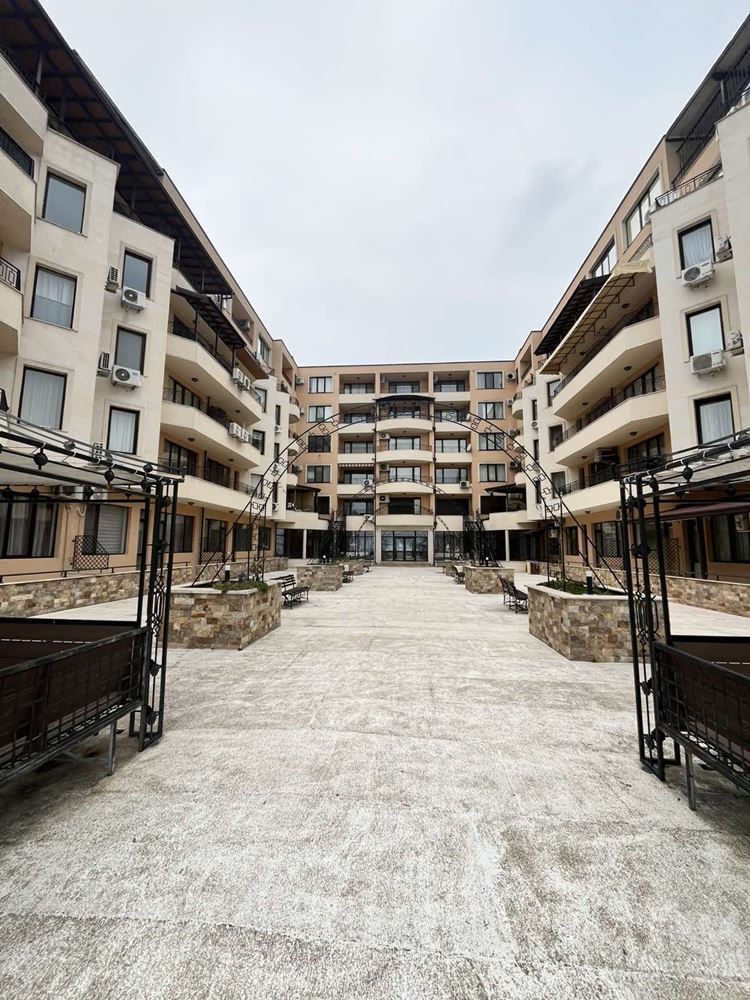 Apartament z jedną sypialnią na pierwszej linii w Rawdzie z panoramicznym widokiem na morze