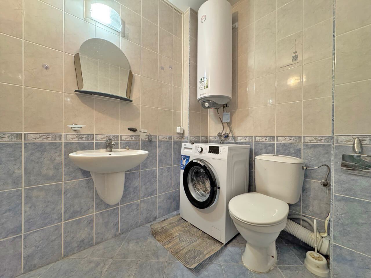 Umeblowany apartament z widokiem na basen w spokojnej, zielonej okolicy Słonecznego Brzegu