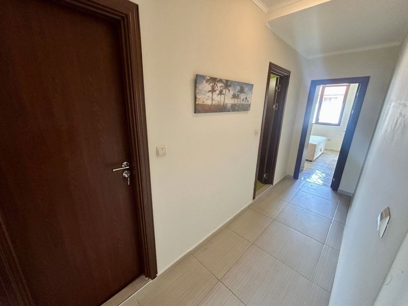 Przestronny apartament z dwiema sypialniami w Nesebyrze – dwa tarasy i możliwość wydzielenia trzeciej sypialni