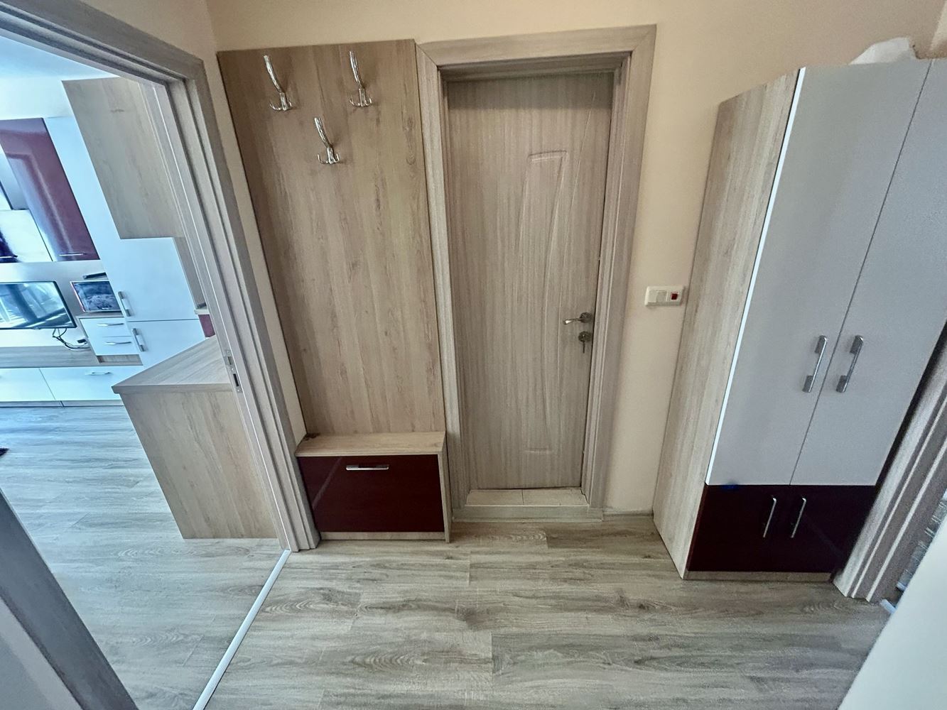 Komfortowy apartament z jedną sypialnią z bezpośrednim wyjściem do basenu w Nesebyrze – wyjątkowo wygodna oferta