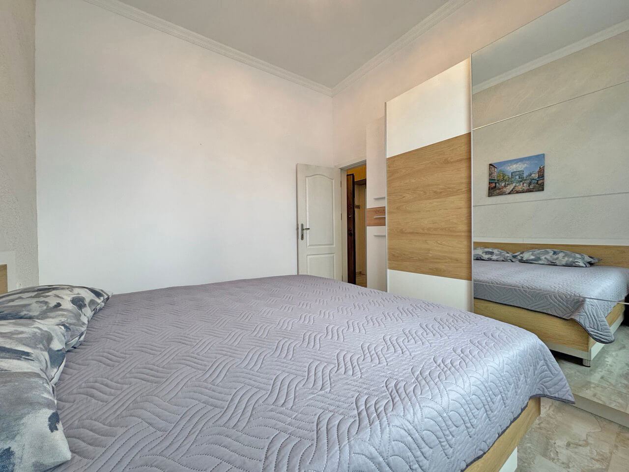 Przestronny apartament z jedną sypialnią, dużym tarasem i widokiem na basen w Słonecznym Brzegu