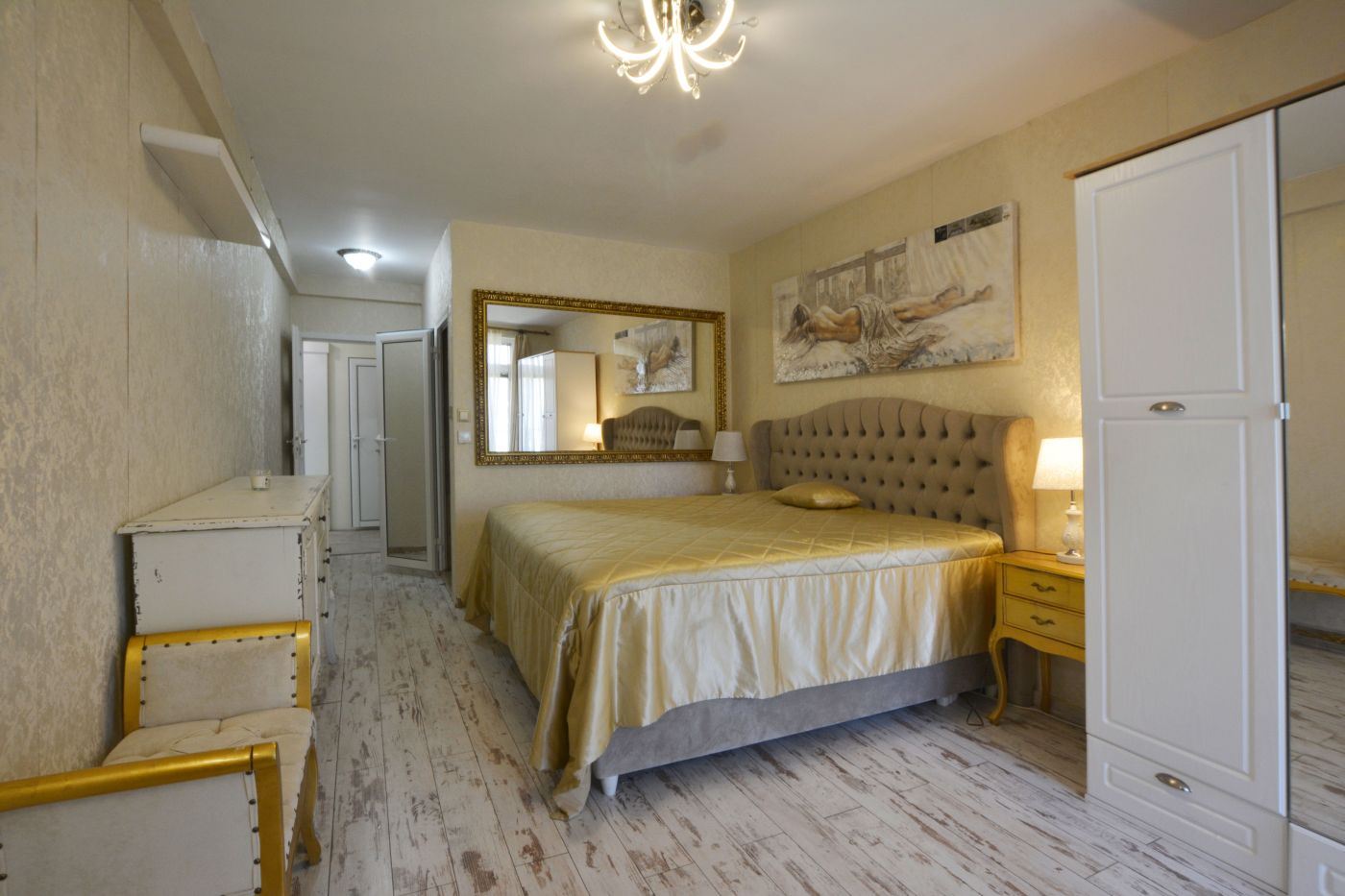 Luksusowy apartament trzypokojowy z widokiem na morze na pierwszej linii w Rawdzie – 114 m², dwa tarasy i pełen komfort