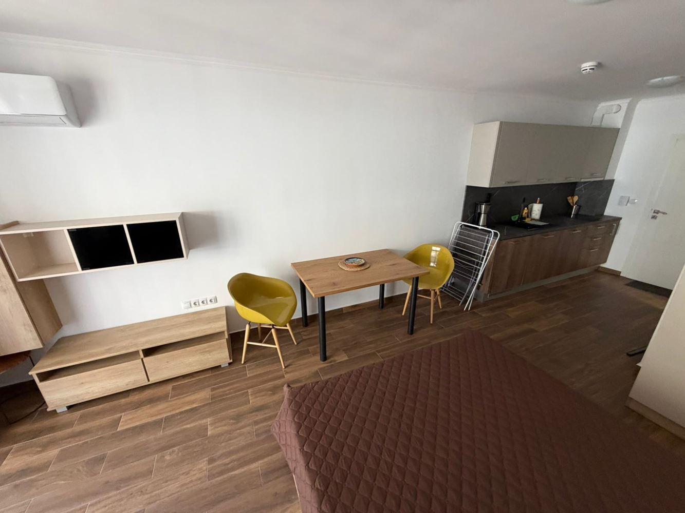 Studio w pierwszej linii brzegowej w Nesebyrze – całoroczny kompleks z udogodnieniami premium