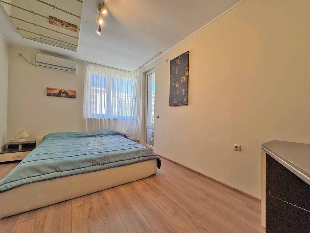 Apartament z dwiema sypialniami w luksusowym kompleksie na pierwszej linii w Świętym Własie