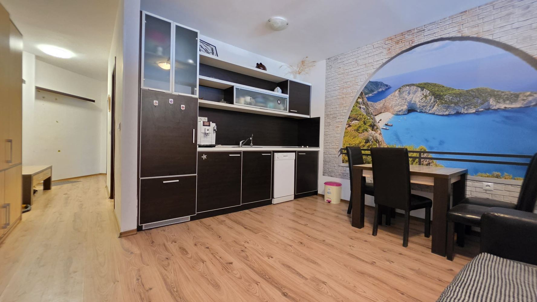 Apartament z jedną sypialnią i widokiem na morze w Sveti Vlas – 200 metrów od plaży