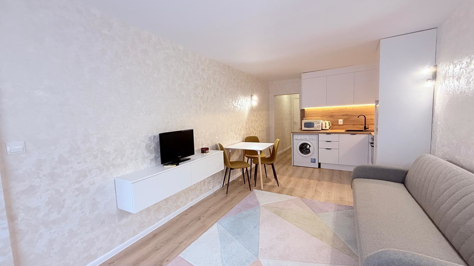 Stylowe studio w Sweti Własie – 200 m od morza, z basenem i gotowe do zamieszkania
