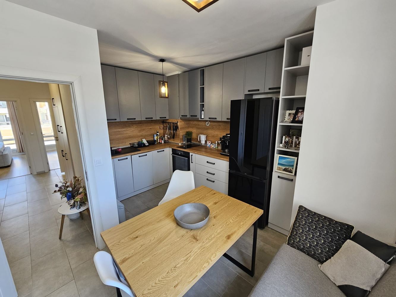 Przestronne i jasne mieszkanie z dwiema sypialniami i dwoma dużymi tarasami w Meden Rudnik – idealne dla rodziny lub jako inwestycja