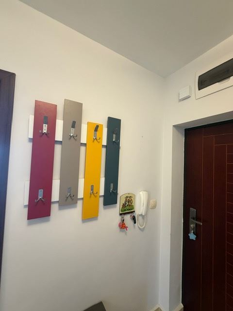 Przestronny apartament z 2 sypialniami w pierwszej linii brzegowej z frontalnym panoramicznym widokiem na morze