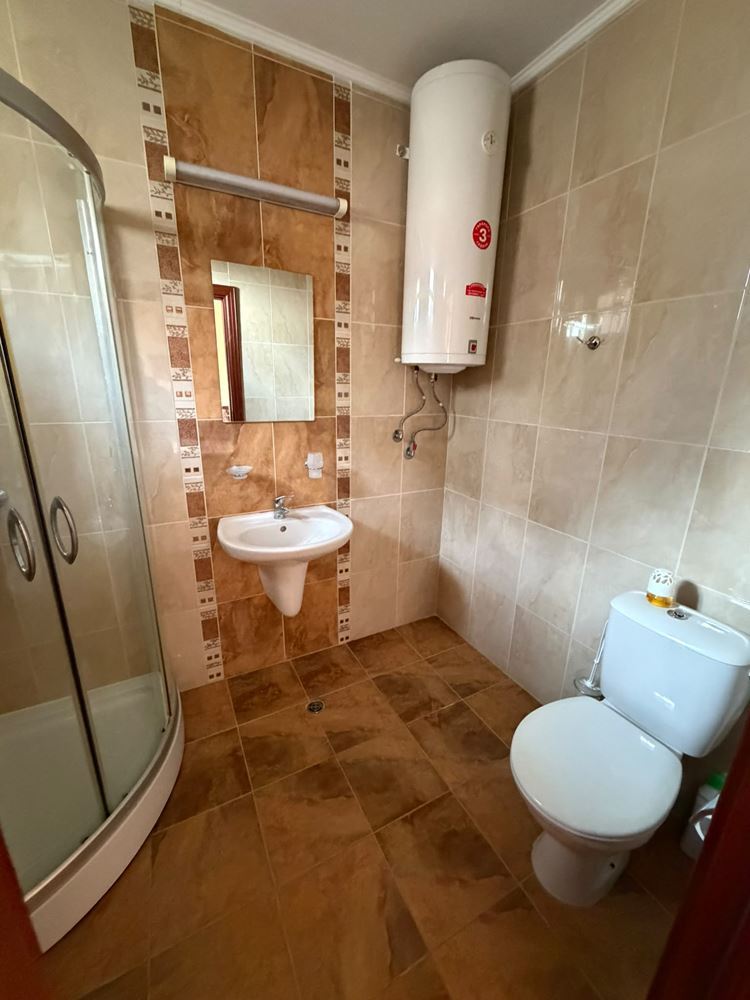 Gotowy do zamieszkania apartament z dwiema sypialniami w ładnym kompleksie w Nesebyrze