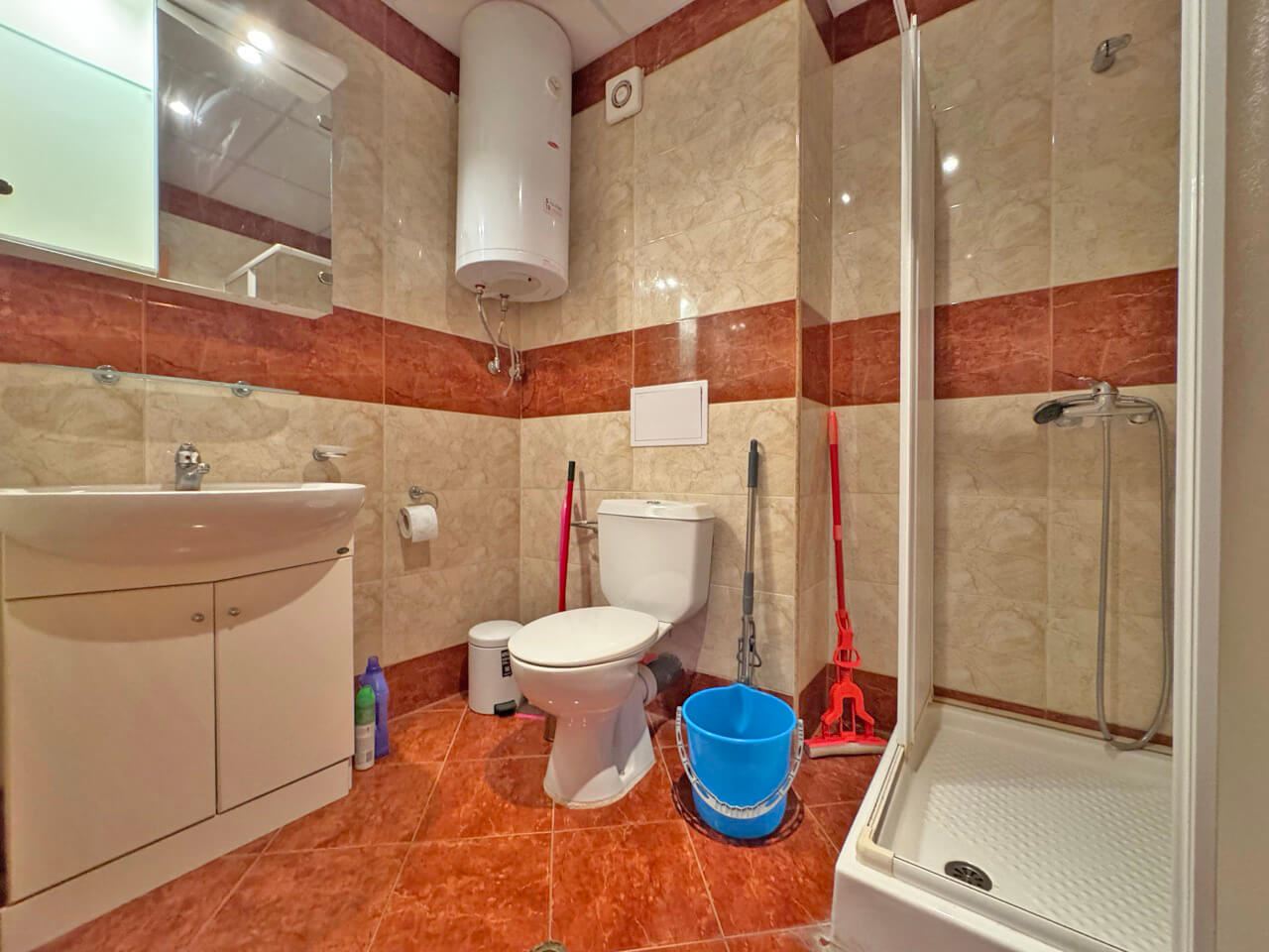 Gotowe do zamieszkania! Dwupokojowe mieszkanie w atrakcyjnym kompleksie w Świętym Własie