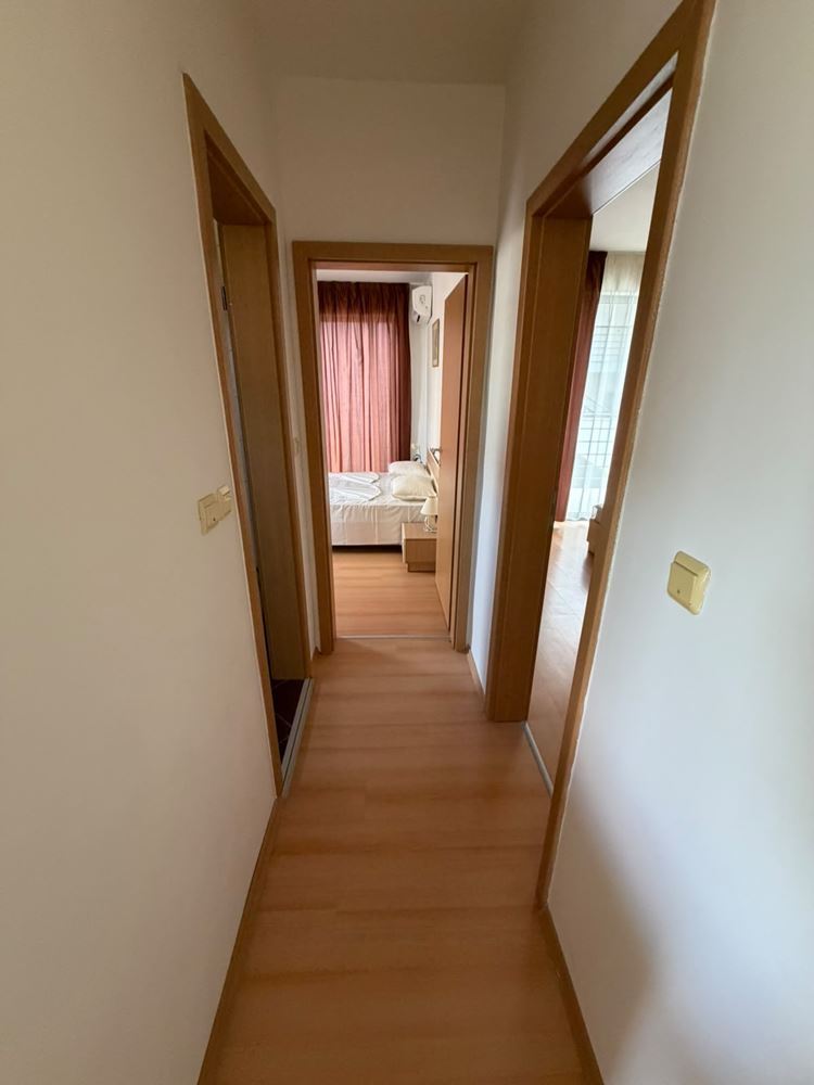 Przestronny apartament z dwiema sypialniami z widokiem na morze i góry w pięknym zamkniętym kompleksie nad morzem