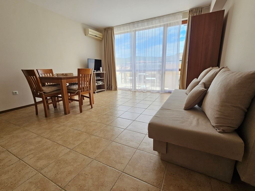 Apartament z jedną sypialnią z panoramicznymi widokami i doskonałą lokalizacją w Słonecznym Brzegu