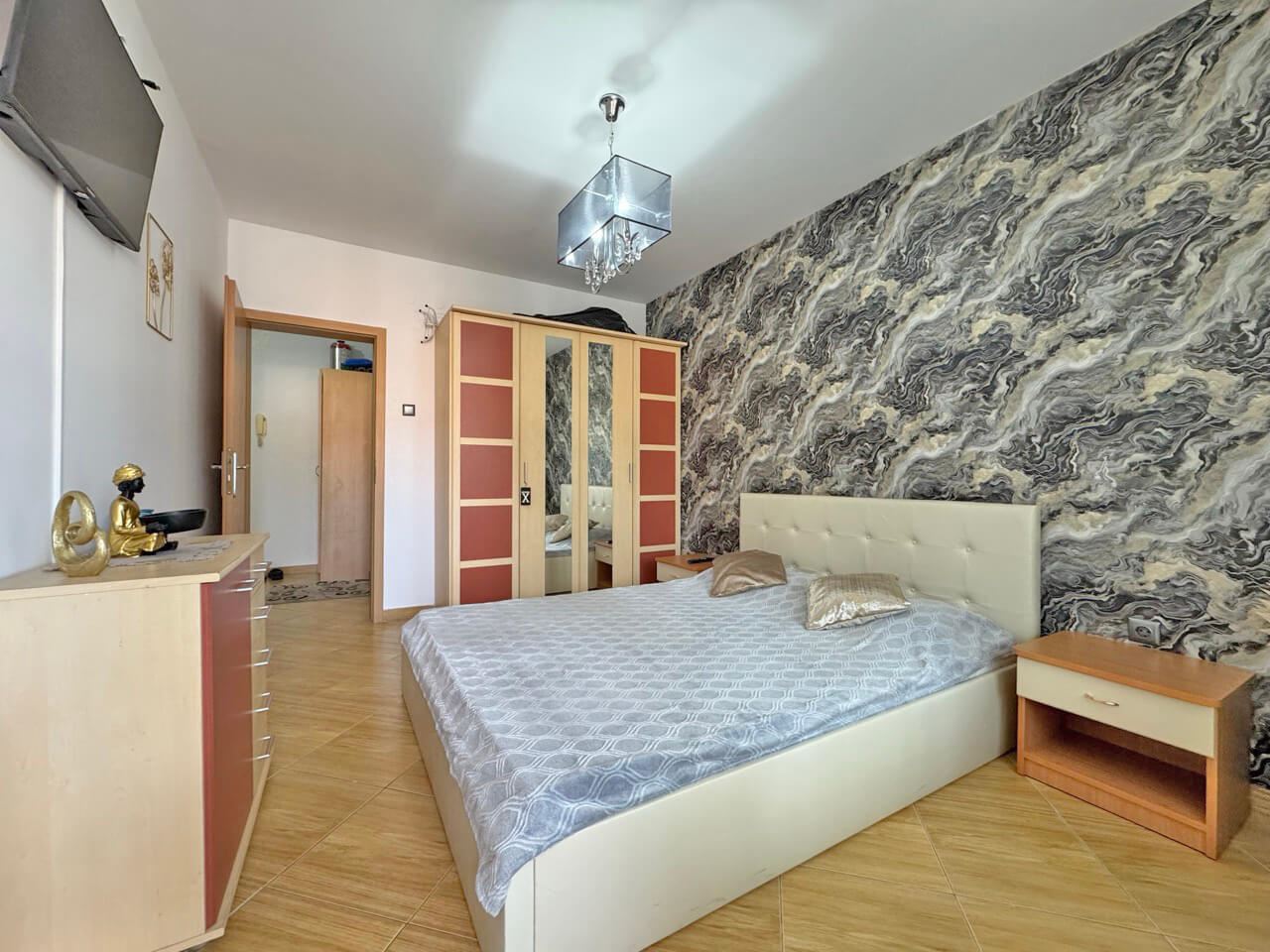 Stylowy apartament z jedną sypialnią z widokiem na basen w kurorcie Słoneczny Brzeg