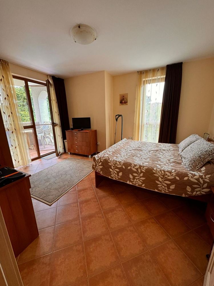 Przestronny apartament z jedną sypialnią w całorocznym kompleksie – doskonały wybór do zamieszkania i inwestycji