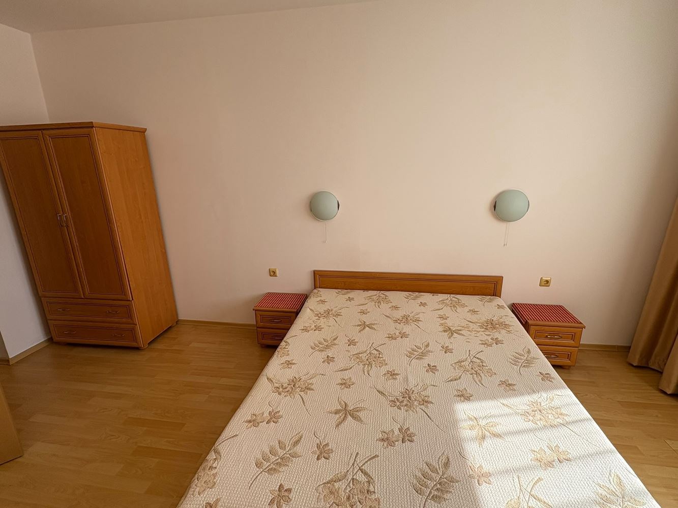 Apartament z jedną sypialnią w Słonecznym Brzegu – komfort w kompleksie z basenami i zjeżdżalniami wodnymi