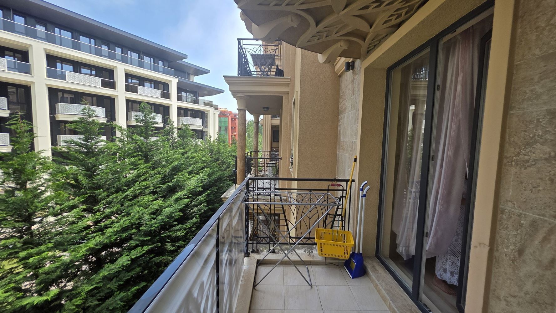 Apartament z jedną sypialnią w otoczeniu zieleni i komfortu w Słonecznym Brzegu – doskonała inwestycja i przytulny dom wakacyjny