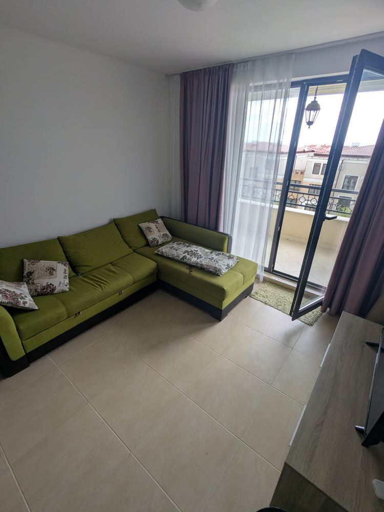 Apartament z jedną sypialnią z częściowym widokiem na morze w luksusowym kompleksie z własną infrastrukturą w Sozopolu