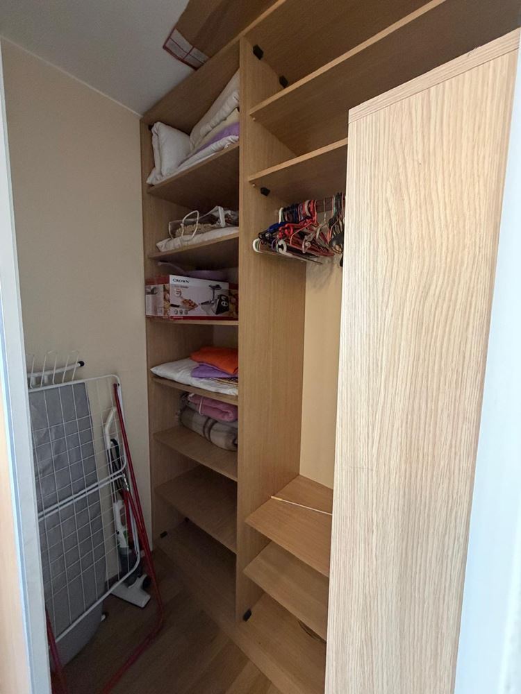 Przytulny apartament z jedną sypialnią w Sarafowie – prywatne wejście, bez opłaty za utrzymanie, idealny do całorocznego zamieszkania