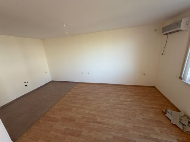 Przestronne mieszkanie z jedną sypialnią w zielonej oazie w Słonecznym Brzegu – idealne na wakacje i inwestycję