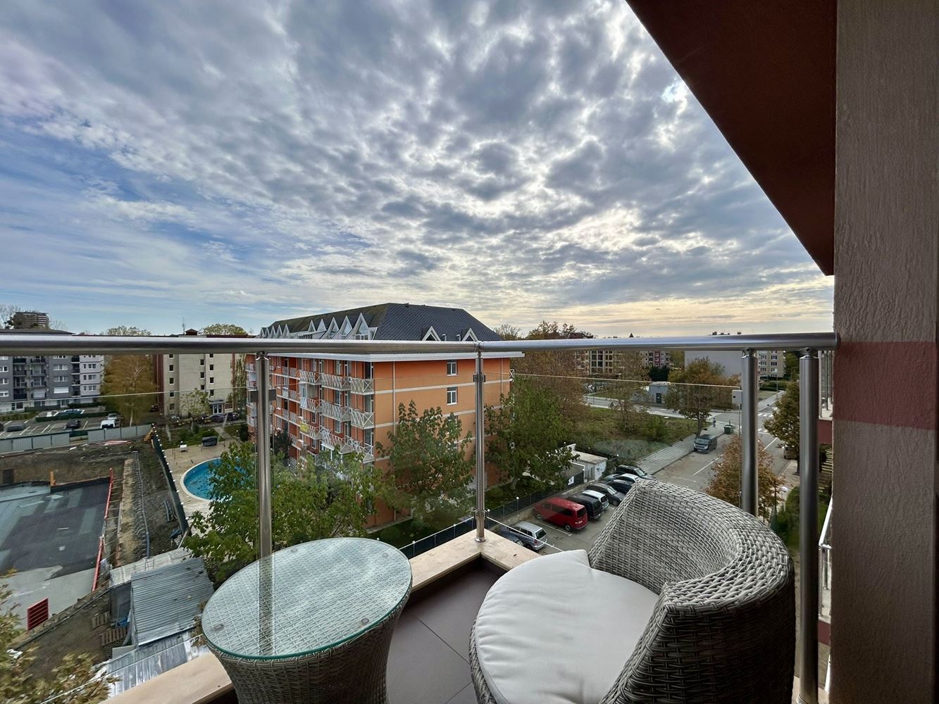 Nowoczesne studio w prestiżowym kompleksie w Słonecznym Brzegu – idealne na inwestycję i komfortowe życie