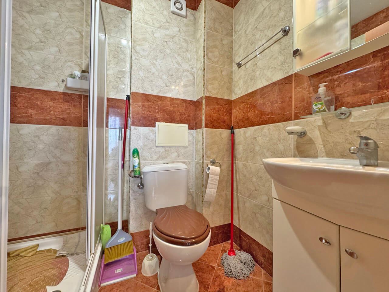 Przestronne mieszkanie z jedną sypialnią z widokiem na basen w Słonecznym Brzegu