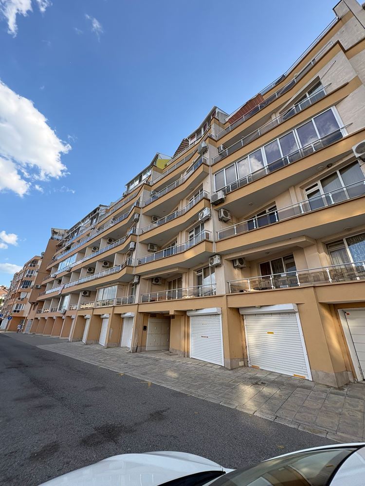 Umeblowany apartament z jedną sypialnią na Starym Mieście w Pomorie