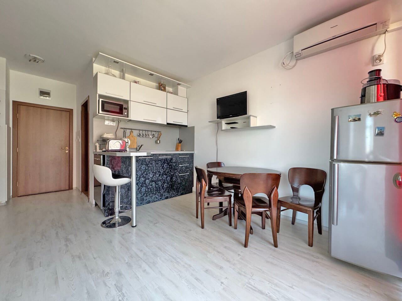 Trzypokojowe mieszkanie w kompleksie z dobrze zorganizowanym otoczeniem i przytulną atmosferą