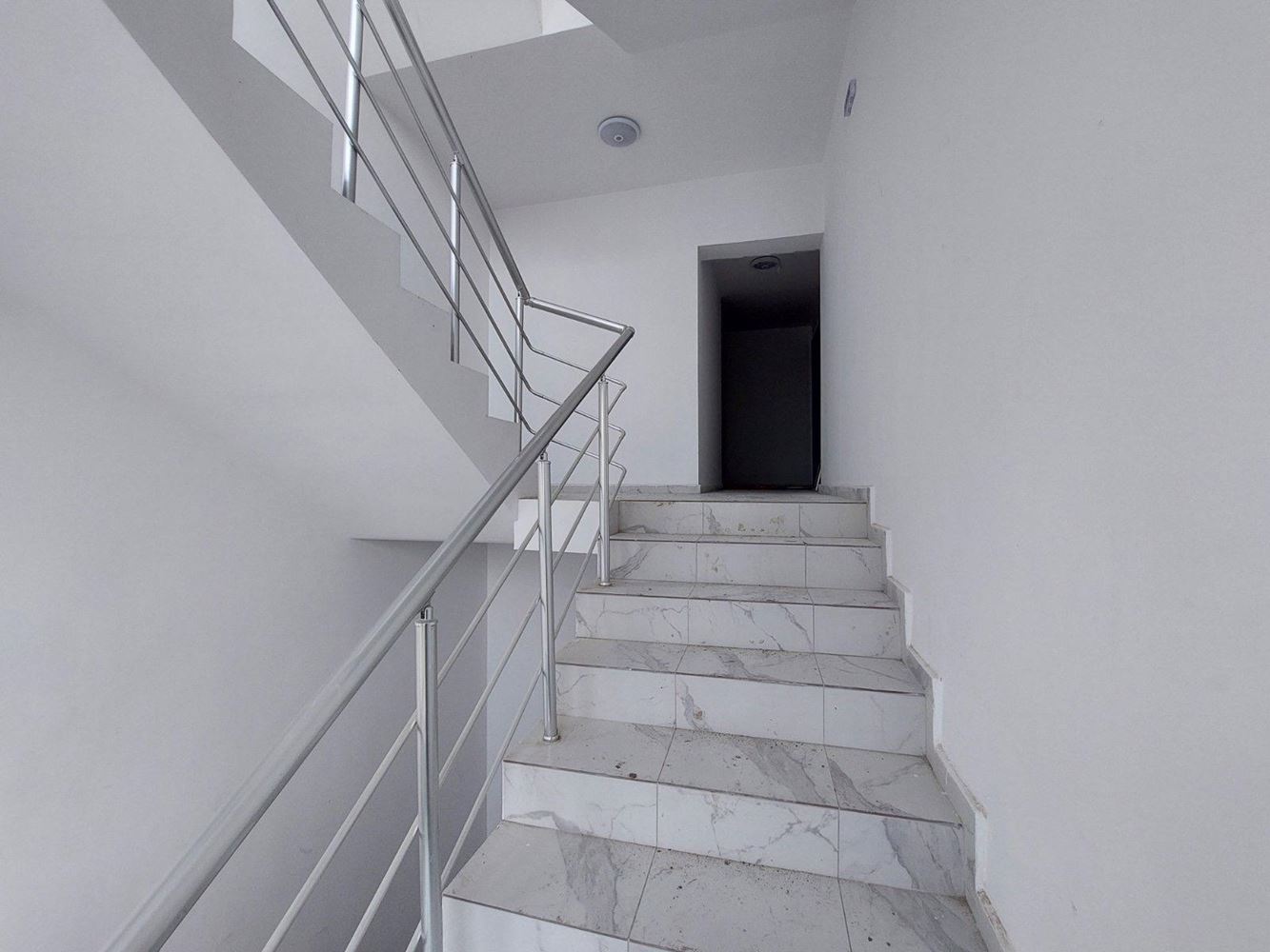 Kawalerka w nowej części Pomorie – doskonała okazja w budynku bez opłaty za utrzymanie