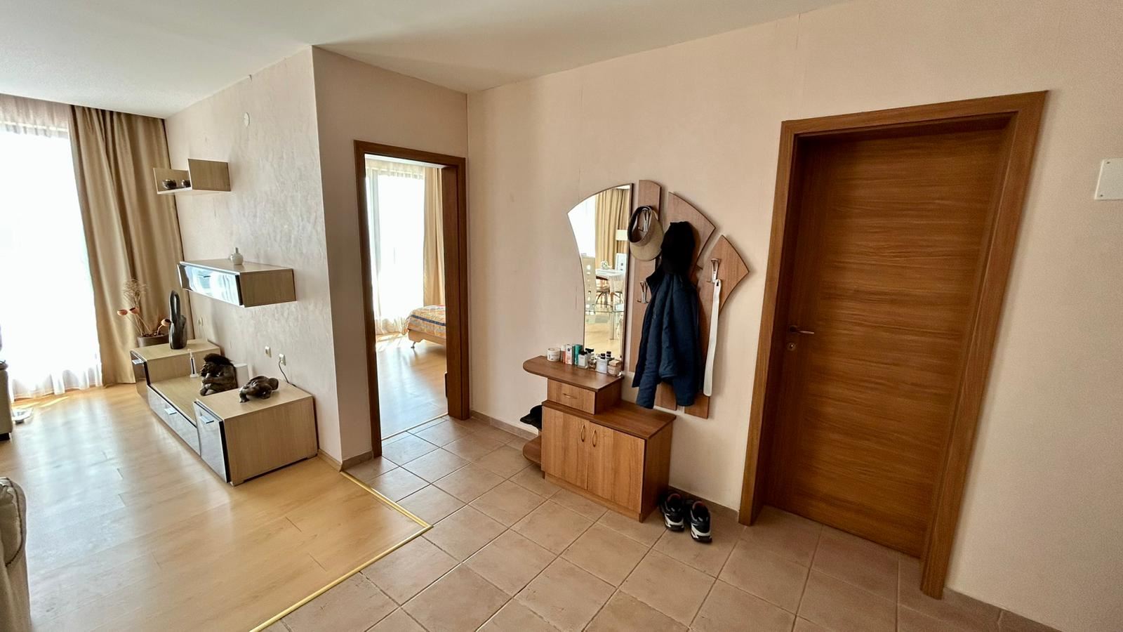 Święty Włas – apartament z trzema sypialniami z bezpośrednim panoramicznym widokiem na morze w kompleksie przy samej plaży